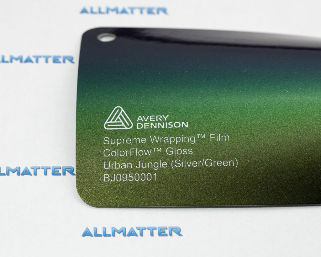 Próbka folii Avery Dennison ColorFlow Gloss w kolorze Urban Jungle.