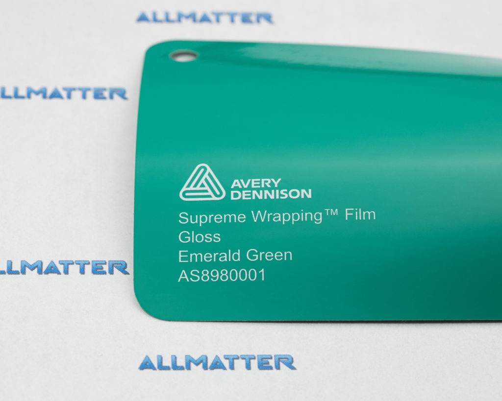 Próbka folii w kolorze emerald green od Avery Dennison