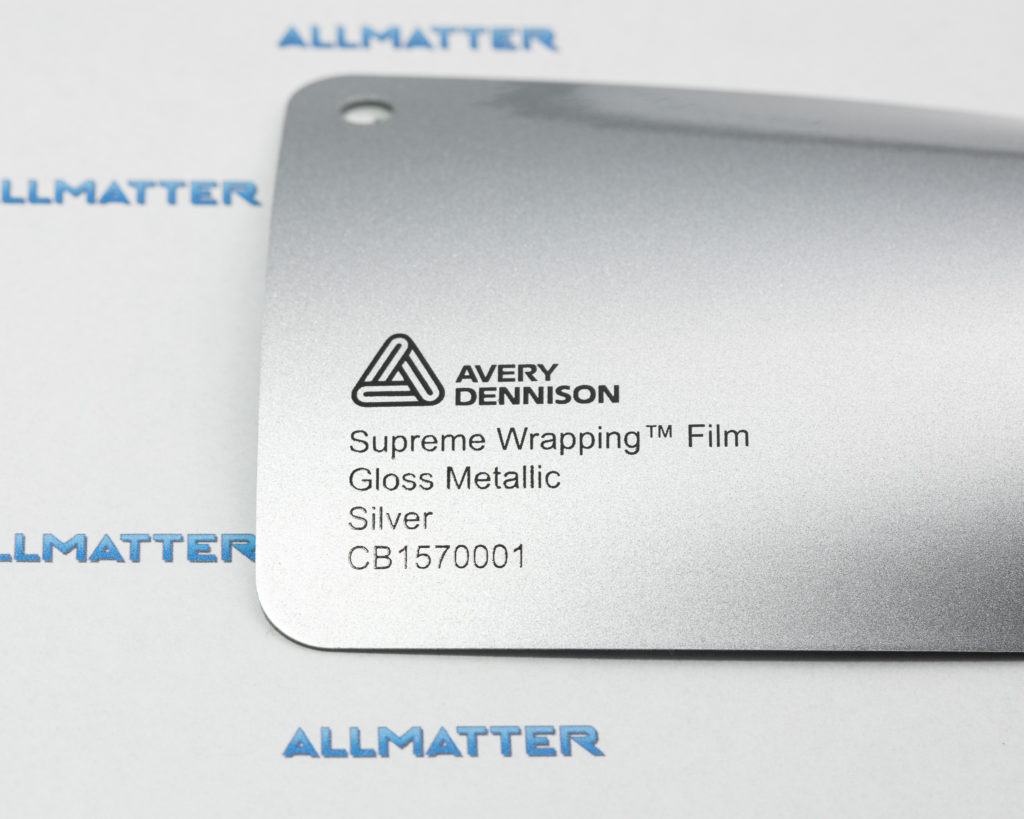 Próbka folii metalicznej Avery Dennison w kolorze srebrnym