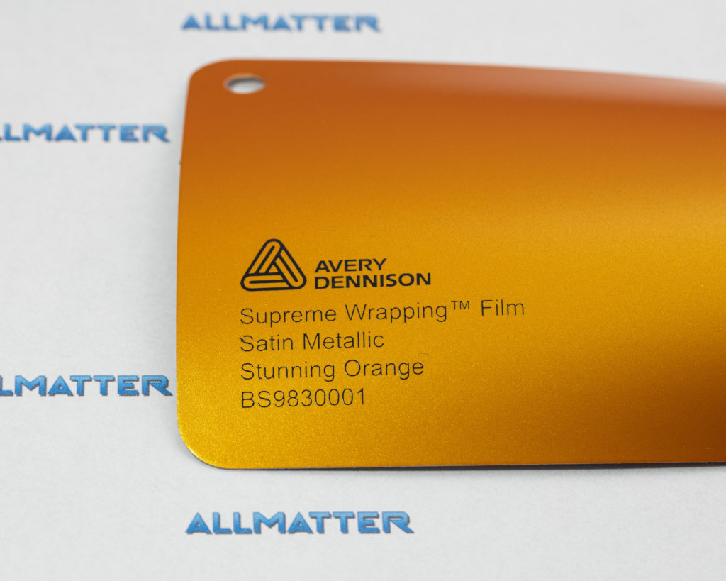 Próbka folii Avery Dennison w kolorze satynowego pomarańczu