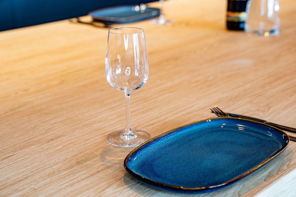 Folia architektoniczna na blaty CoverStyl Smooth Oak HR-NF40