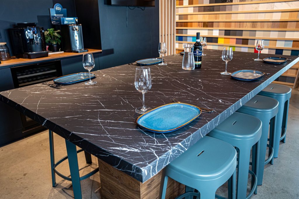 Folia architektoniczna na blaty CoverStyl Nero Marquina HR-U50