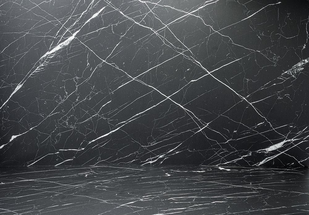 Folia architektoniczna o wzorze imitującym marmur Griogio Marquina